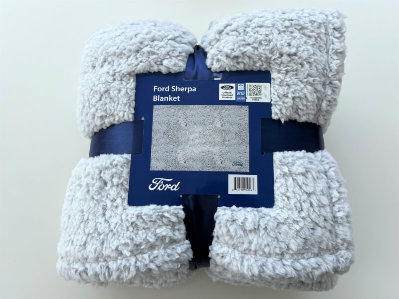 Ford Logo Script Sherpa Blanket サムネイル